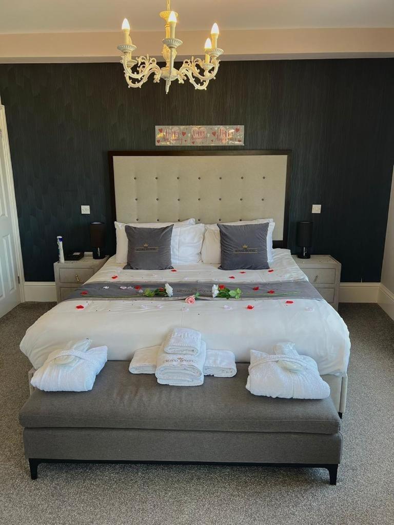 The Royal Hotel - Clacton On Sea Bagian luar foto