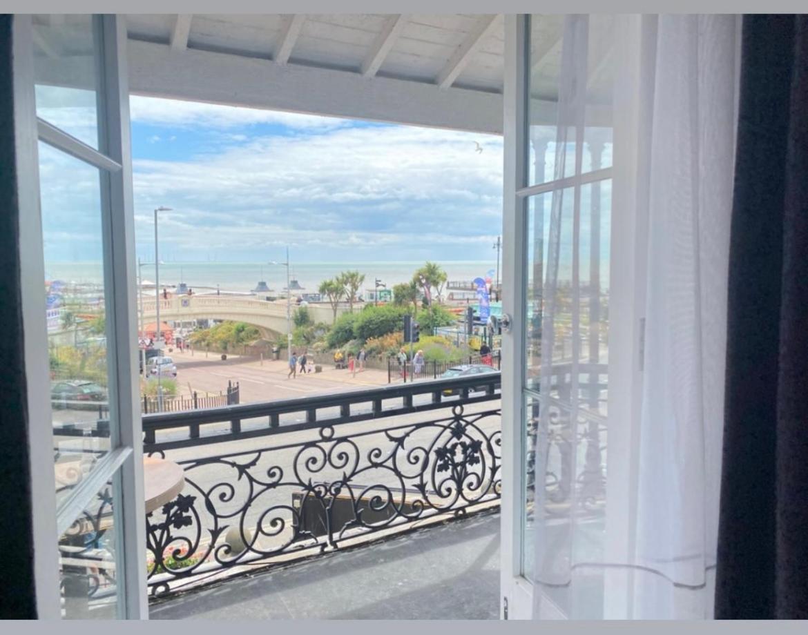 The Royal Hotel - Clacton On Sea Bagian luar foto